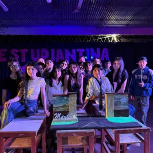 Mantilla se Vistió de Fiesta para Celebrar la Juventud y la Primavera 008